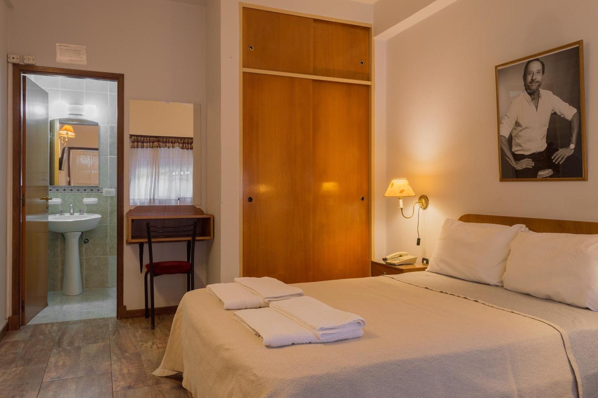 Hotel De Cine Las Golondrinas Villa Gesell Luaran gambar