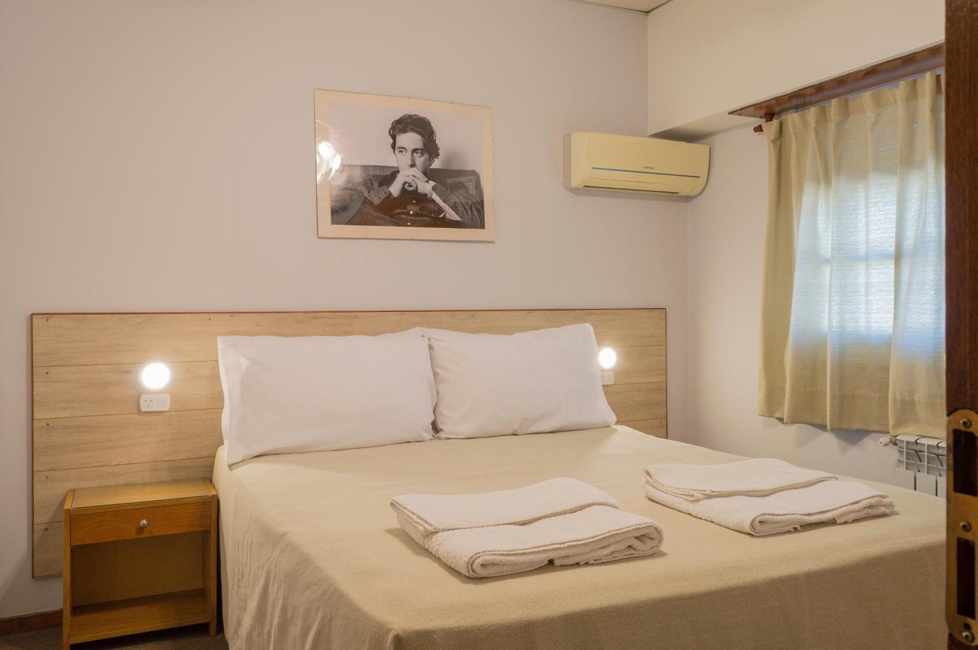 Hotel De Cine Las Golondrinas Villa Gesell Luaran gambar